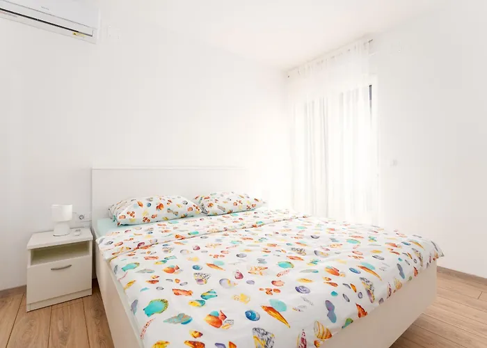 Beautiful New With A Pool Near - By Traveler Tourist Agency Krk Id 2410 *