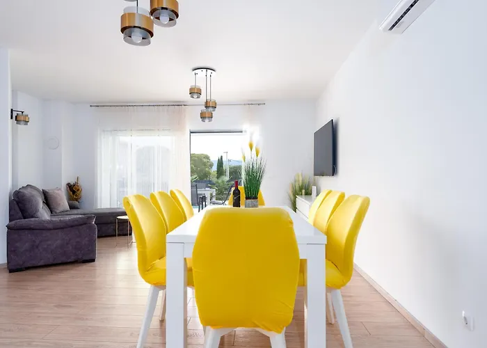 Villa Beautiful New With A Pool Near - By Traveler Tourist Agency Krk Id 2410 Pinezići