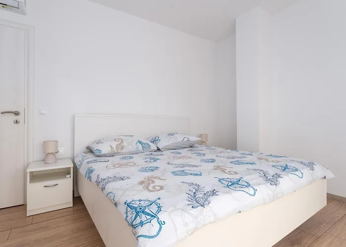 Villa Beautiful New With A Pool Near - By Traveler Tourist Agency Krk Id 2410 *