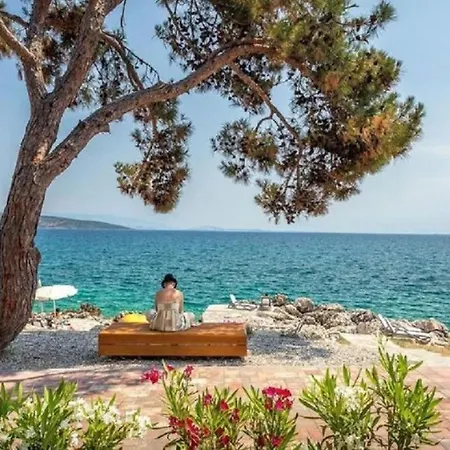 Beautiful New With A Pool Near - By Traveler Tourist Agency Krk Id 2410 *