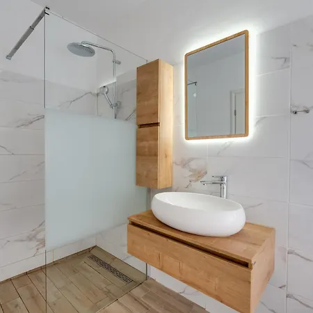 Beautiful New With A Pool Near - By Traveler Tourist Agency Krk Id 2410