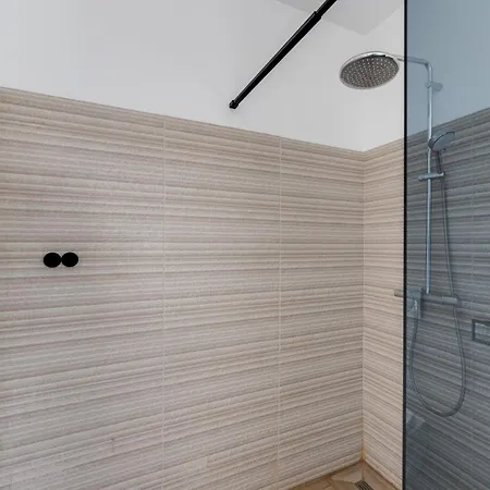 Beautiful New With A Pool Near - By Traveler Tourist Agency Krk Id 2410 Pinezici (Krk)