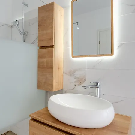 Beautiful New With A Pool Near - By Traveler Tourist Agency Krk Id 2410 Vila