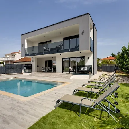 Beautiful New With A Pool Near - By Traveler Tourist Agency Krk Id 2410 Pinezici (Krk)