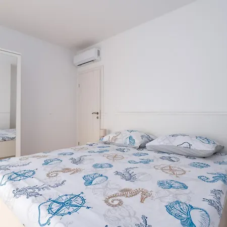 Beautiful New With A Pool Near - By Traveler Tourist Agency Krk Id 2410 Vila