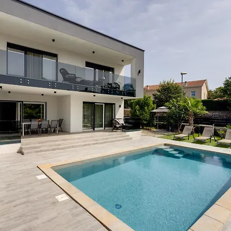 Vila Beautiful New With A Pool Near - By Traveler Tourist Agency Krk Id 2410 Pinezići